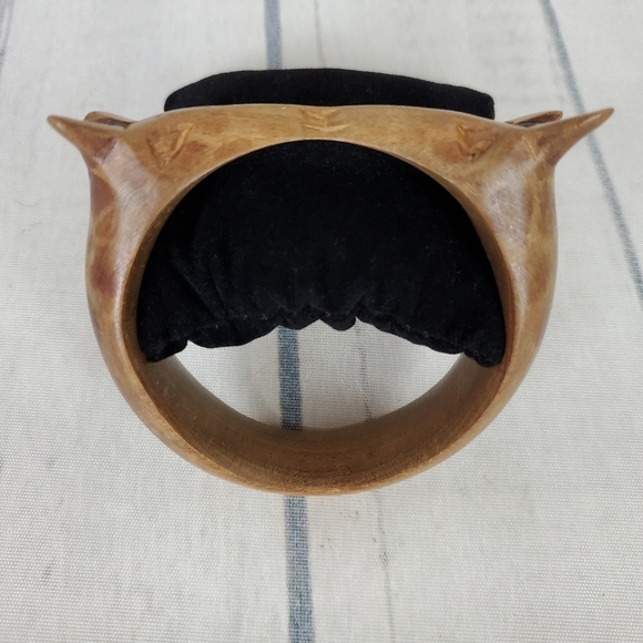 2/$25 Vintage Wooden Wraparound Giraffe Bangle 7" - Picture 9 of 16